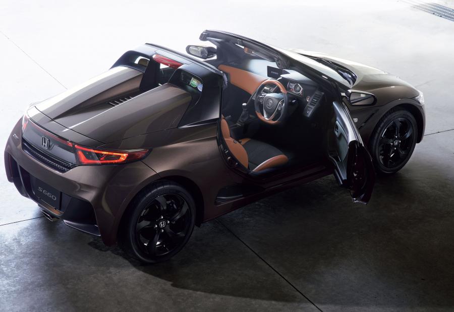  Honda S660 Bruno Leather Edition 2017 года  (фото 5 из 7)